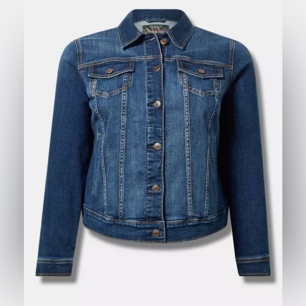 #1660 - Torrid Denim Fitted Trucker Jean Moto Jacket Medium Wash Blue Kalahari
